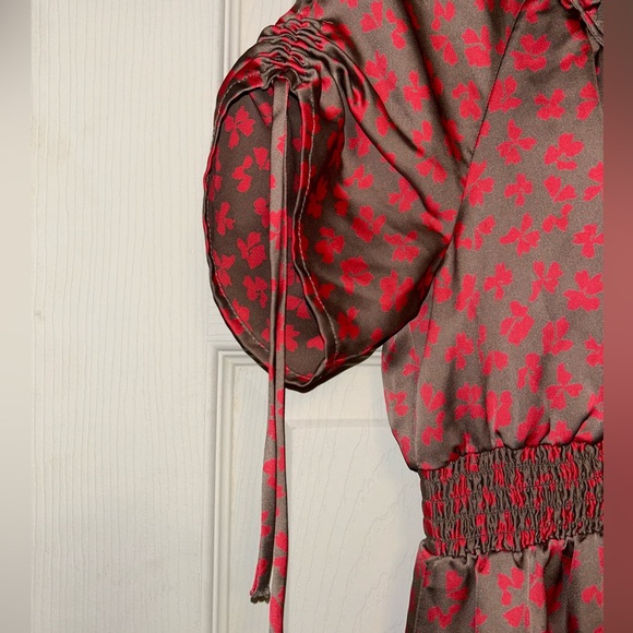 Old Navy Maternity Dress - Picture 3 of 4